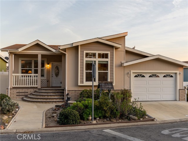15455 Glenoaks Boulevard, 69 photo 2