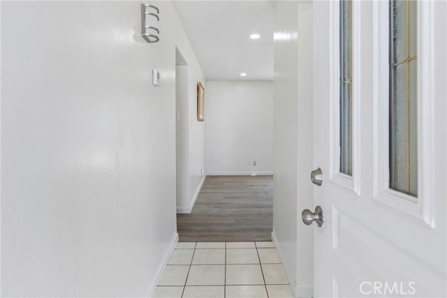 Detail Gallery Image 7 of 42 For 5817 Gary, Bakersfield,  CA 93307 - 3 Beds | 2 Baths