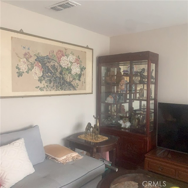 Detail Gallery Image 16 of 36 For 2330 Canyon Park, Diamond Bar,  CA 91765 - 3 Beds | 1/1 Baths