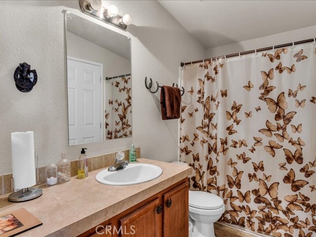 Detail Gallery Image 16 of 33 For 528 Sacramento Rd, Pinon Hills,  CA 92372 - 4 Beds | 3 Baths