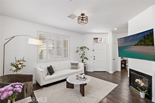 Detail Gallery Image 3 of 26 For 51 Calle De Los Ninos, Rancho Santa Margarita,  CA 92688 - 3 Beds | 2/1 Baths