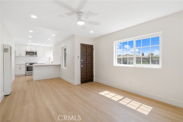 Detail Gallery Image 9 of 34 For 2521 W Stanford St, Santa Ana,  CA 92704 - 2 Beds | 1 Baths