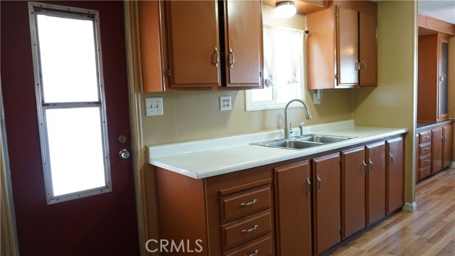 Detail Gallery Image 9 of 26 For 1166 S Riverside Ave #9,  Rialto,  CA 92376 - 2 Beds | 1 Baths