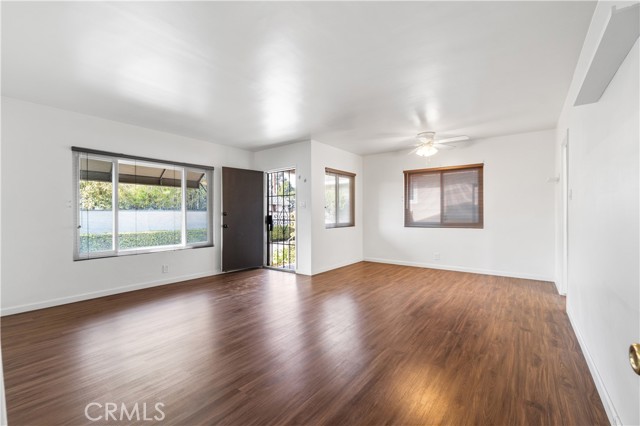 Detail Gallery Image 6 of 24 For 4006 E Vermont St, Long Beach,  CA 90814 - – Beds | – Baths