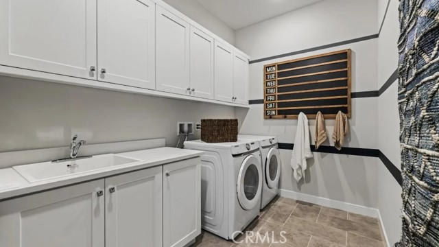 Detail Gallery Image 24 of 29 For 27225 Cranmore Way #302,  Valencia,  CA 91381 - 4 Beds | 3 Baths