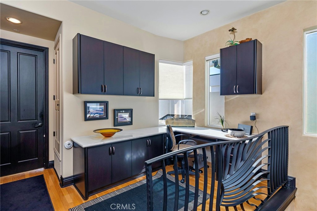 4308 The Strand