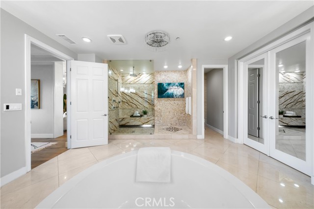 Detail Gallery Image 30 of 66 For 4090 Naples Ct, Yorba Linda,  CA 92886 - 6 Beds | 6/1 Baths