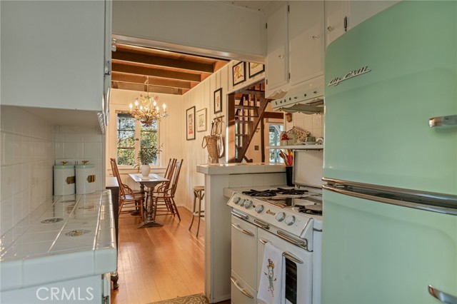 28782 Cedar Drive, Lake Arrowhead, CA 92352