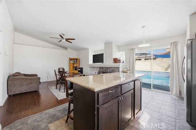 Detail Gallery Image 20 of 42 For 3802 Windflower Ave, Bakersfield,  CA 93313 - 3 Beds | 2 Baths