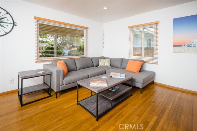 2802 Fisk Lane, Redondo Beach, California 90278, 4 Bedrooms Bedrooms, ,2 BathroomsBathrooms,Residential,Sold,Fisk,SB22073737