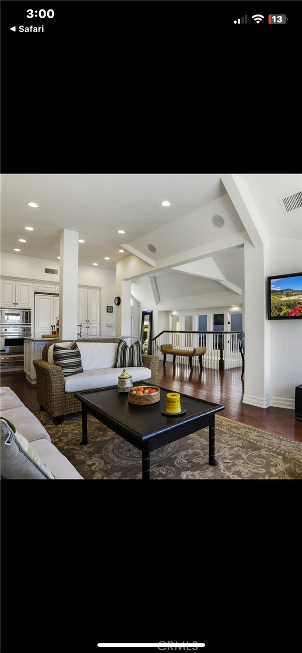 Detail Gallery Image 11 of 20 For 504 Avocado Ave, Corona Del Mar,  CA 92625 - 3 Beds | 3 Baths