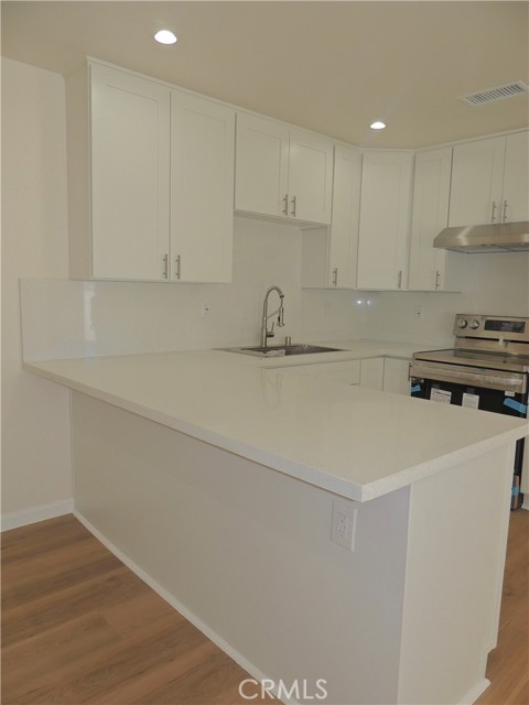 Detail Gallery Image 9 of 27 For 27871 1/2 Galeton, Canyon Country,  CA 91387 - 2 Beds | 2 Baths