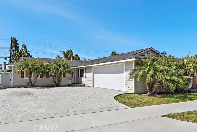 5772 Venturi Dr, Huntington Beach, CA 92649