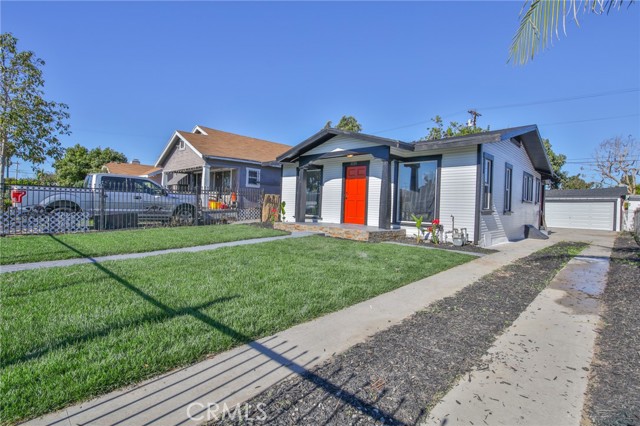 Detail Gallery Image 7 of 41 For 1335 W 68th, Los Angeles,  CA 90044 - 2 Beds | 2 Baths