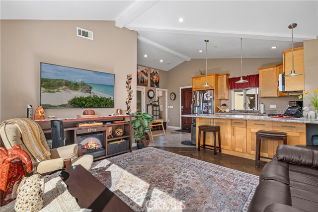 Detail Gallery Image 34 of 41 For 5492 Calarosa Ranch, Camarillo,  CA 93012 - 5 Beds | 5/1 Baths