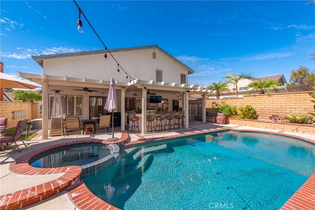 45f1f2f9 7e4b 4593 Ba67 1de202cbfb3f