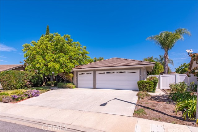 3135 Starling Avenue photo 2