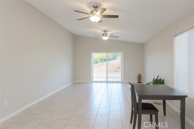 Detail Gallery Image 4 of 9 For 16965 Palm, Hesperia,  CA 92345 - 3 Beds | 2 Baths
