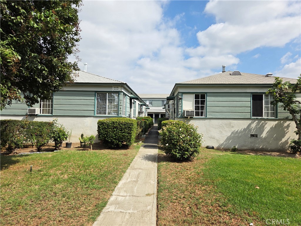 356 S Sierra Madre #360 1/2