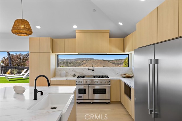 820 Calle Mendoza, San Clemente CA: https://media.crmls.org/medias/45f4a39f-91ff-420d-8422-08559f2684f2.jpg