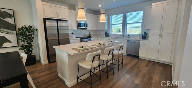 Detail Gallery Image 5 of 15 For 9337 via Azul, Pico Rivera,  CA 90660 - 3 Beds | 2/1 Baths