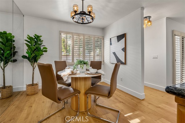 922 N Redding Way, Upland CA: https://media.crmls.org/medias/45f57e6e-fa9e-44ee-b068-94d03b0a6976.jpg