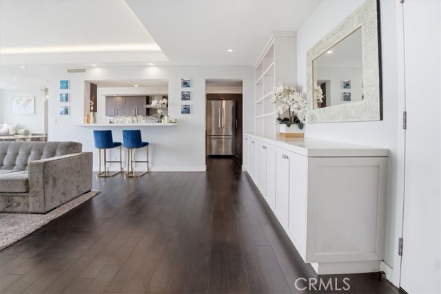 Detail Gallery Image 30 of 75 For 818 N Doheny Dr #908,  West Hollywood,  CA 90069 - 2 Beds | 2 Baths