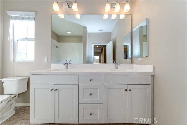 Detail Gallery Image 22 of 49 For 63 Waterleaf, Irvine,  CA 92620 - 3 Beds | 2/1 Baths
