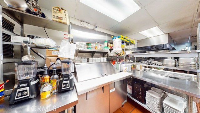 3630 E Slauson Avenue, Maywood CA: https://media.crmls.org/medias/45f70419-abd1-432d-974f-fa5918e29139.jpg