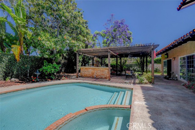 12441 La Bella Drive, Santa Ana CA: https://media.crmls.org/medias/45f79b08-0156-4ef1-97d2-4ff0be9701e7.jpg