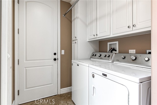 213 Baltimore Avenue, Huntington Beach CA: https://media.crmls.org/medias/45f87a5b-5f5a-43bd-9af3-1b7b8b1efb26.jpg