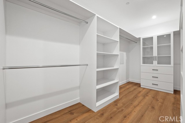 Detail Gallery Image 33 of 50 For 11221 Davenport Rd, Rossmoor,  CA 90720 - 5 Beds | 6 Baths
