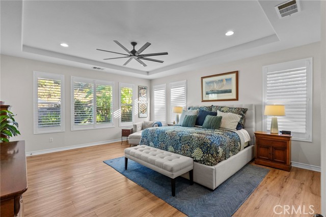 Detail Gallery Image 33 of 67 For 890 Lindamere, Simi Valley,  CA 93065 - 5 Beds | 4/1 Baths