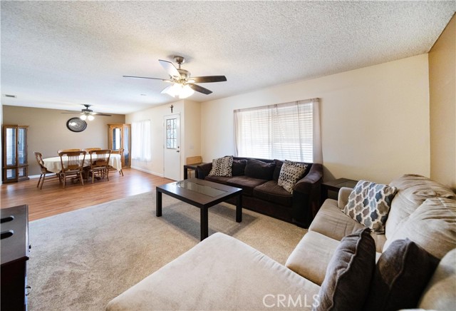 Detail Gallery Image 10 of 39 For 26398 Spaniel Ln, Menifee,  CA 92586 - 2 Beds | 2 Baths