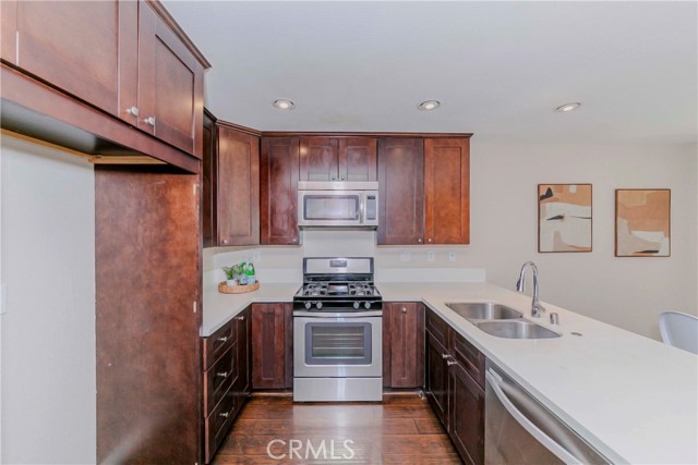 Detail Gallery Image 21 of 50 For 2422 Coventry Cir #47,  Fullerton,  CA 92833 - 3 Beds | 1/1 Baths