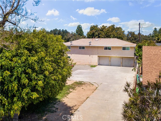 1003 W Myrtle Street, Santa Ana CA: https://media.crmls.org/medias/45f90db0-53b7-481f-b105-f58ea4095cd2.jpg