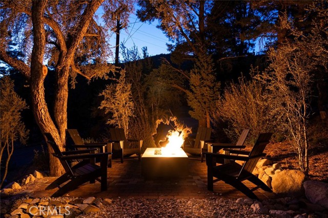 Detail Gallery Image 33 of 36 For 1132 Mount Shasta Rd, Big Bear City,  CA 92314 - 4 Beds | 2 Baths