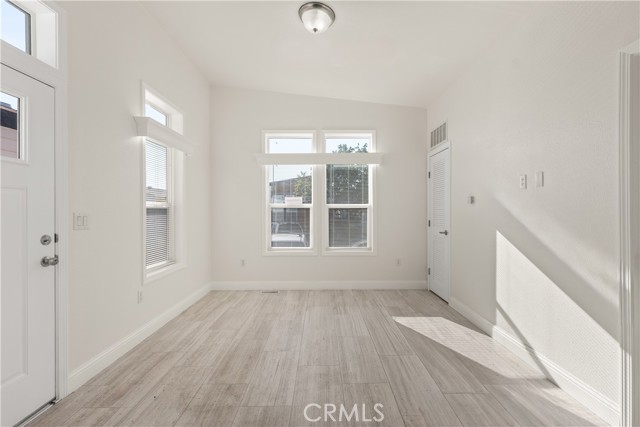 8250 Lankershim Boulevard, Space 185 photo 7