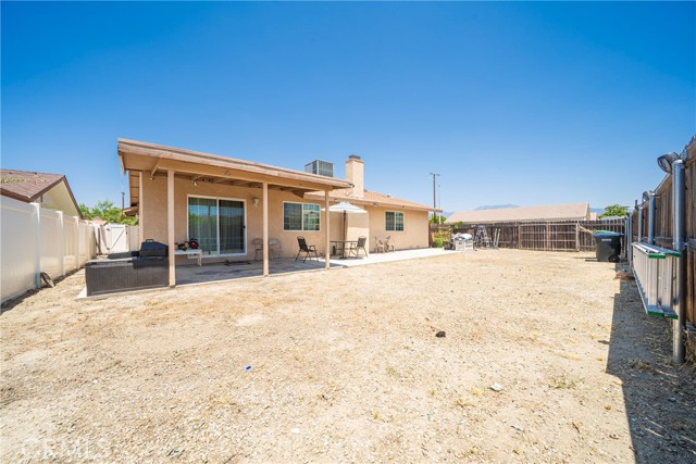 1281 Leslie Drive, Hemet CA: https://media.crmls.org/medias/45fbf73c-2160-4951-a7d6-7000ac1b0f5a.jpg