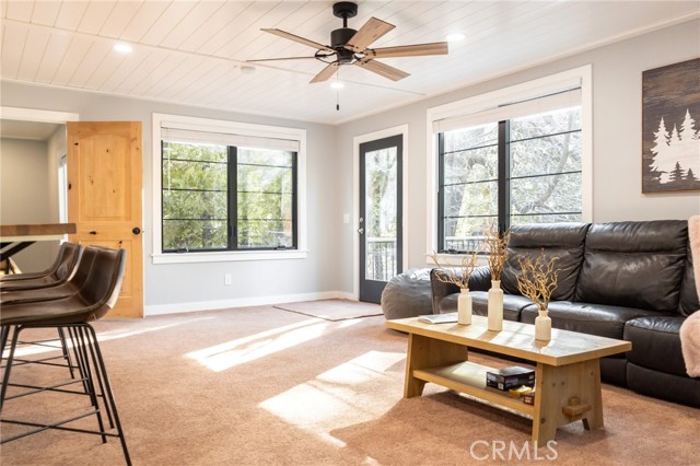 Detail Gallery Image 17 of 43 For 25150 Fern Valley Rd, Idyllwild,  CA 92549 - 3 Beds | 2 Baths