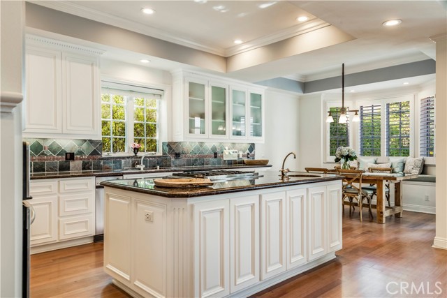 595 35th Street, Manhattan Beach, California 90266, 6 Bedrooms Bedrooms, ,4 BathroomsBathrooms,Residential,Sold,35th,SB22117644