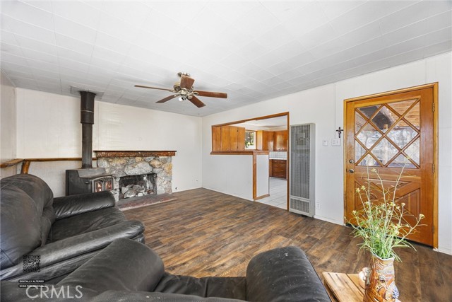 Detail Gallery Image 6 of 25 For 209 E End, Frazier Park,  CA 93225 - 2 Beds | 1 Baths