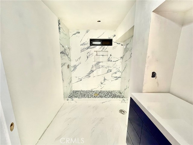 Detail Gallery Image 16 of 22 For 28832 Top of the World, Laguna Beach,  CA 92651 - 4 Beds | 3/1 Baths