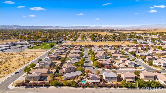 1810 E Jenner Street, Lancaster CA: https://media.crmls.org/medias/45fc66b7-bb8b-4f37-a27e-c9f089017e70.jpg