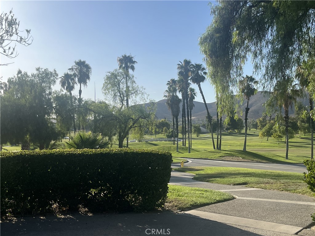 https://media.crmls.org/medias/45fd33c5-94bc-4581-9b6d-b06995c0a148.jpg?preset=X-Large