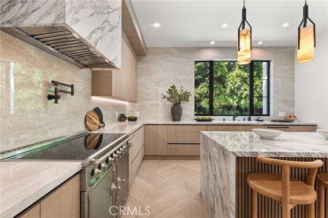 4205 Agnes Avenue, Studio City CA: https://media.crmls.org/medias/45fd7a64-5917-43cb-ada3-9b07e740998f.jpg
