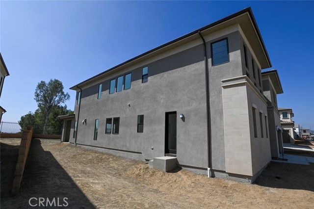 Detail Gallery Image 5 of 65 For 20552 Edgewood Ct, Chatsworth,  CA 91311 - 5 Beds | 5/1 Baths