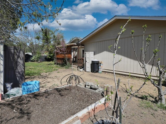 Detail Gallery Image 9 of 34 For 915 Armstrong St, Lakeport,  CA 95453 - 2 Beds | 1/1 Baths