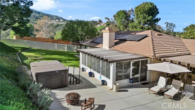 Detail Gallery Image 3 of 45 For 2022 Mirage Way, Corona,  CA 92882 - 3 Beds | 2 Baths