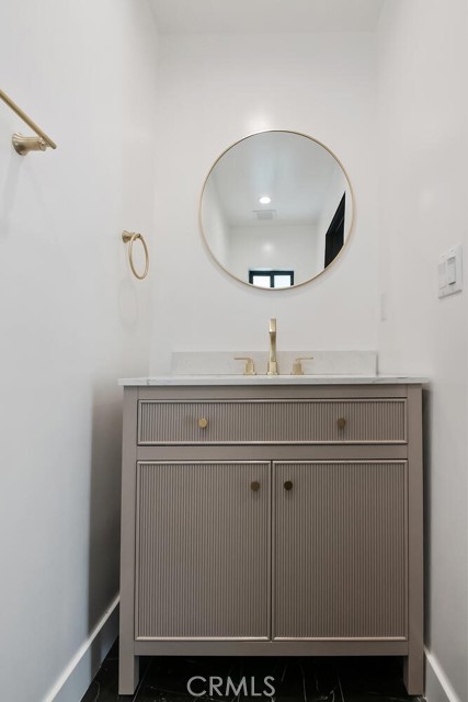 2631 cochran Avenue, Los Angeles CA: https://media.crmls.org/medias/45ffae3a-f2f2-411e-97c3-d89b581e0841.jpg